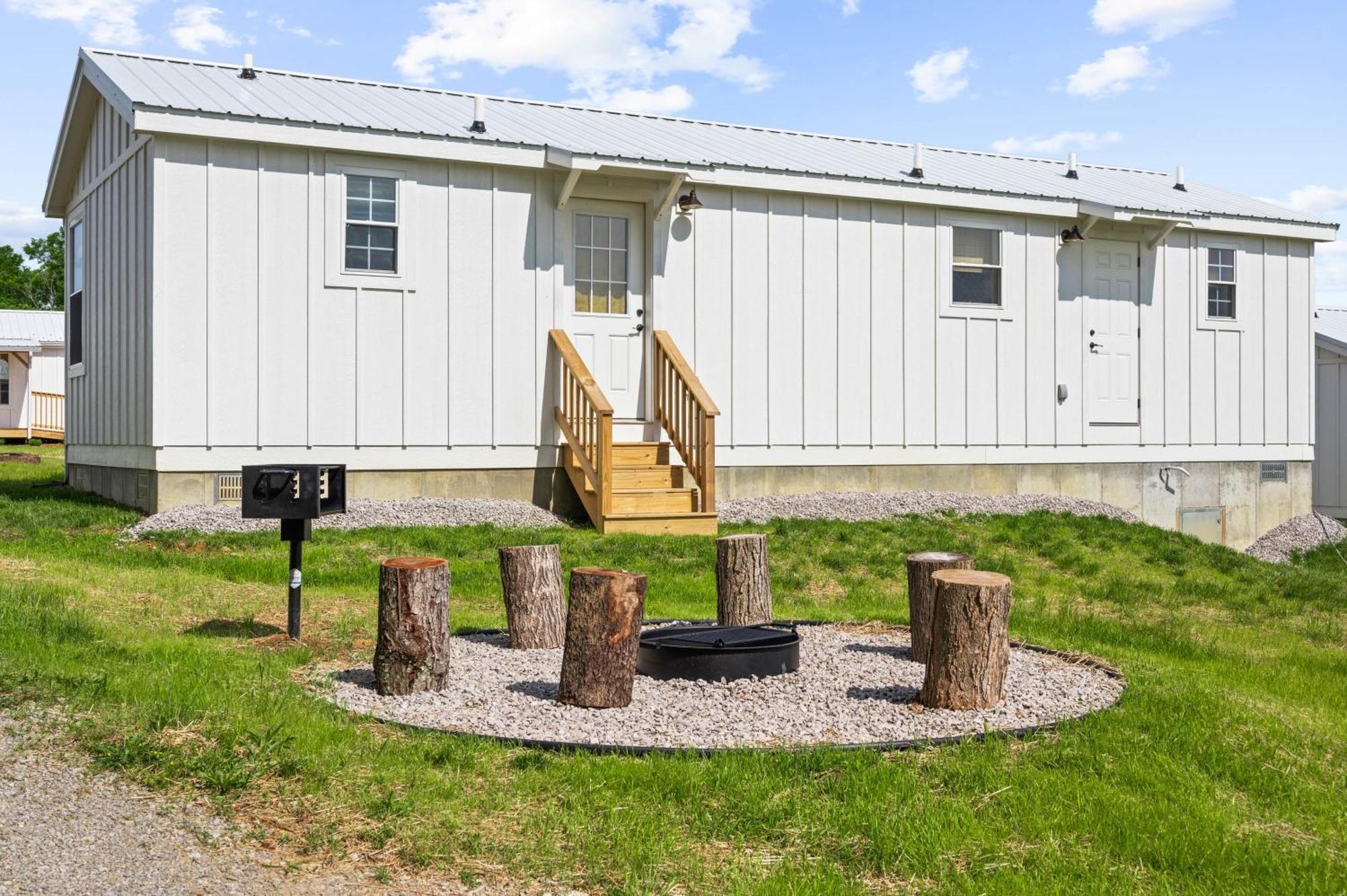The Lodges At Eden Reserve - Cabins Near Ark Williamstown Exterior foto